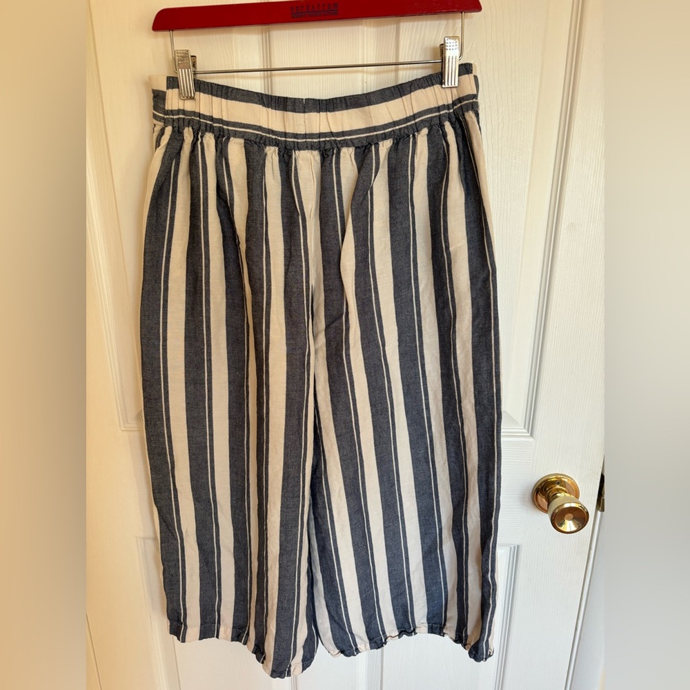 Madewell cropped, wide leg pants size Medium
